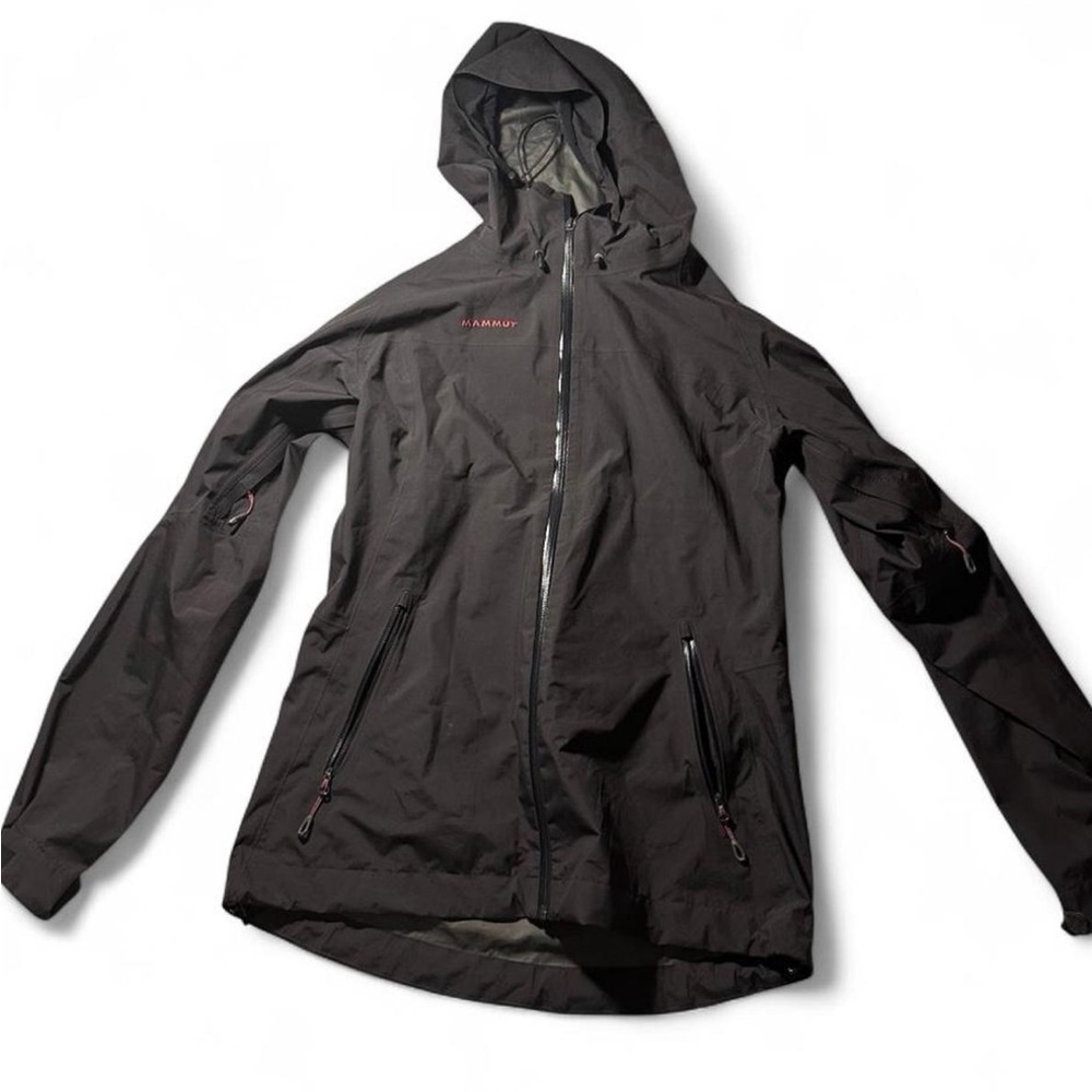 Mammut black waterproof shell jacket 🖤 size S (zipper issue)